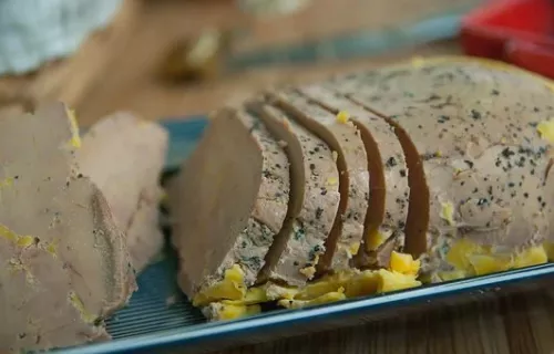 Foie Gras Cru de Canard du Sud-Ouest Extra Déveiné - photo2